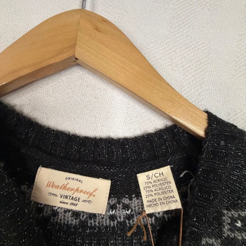 Weatherproof Vintage Mens Small Fair Isle Yoke Sweater Charcoal Red Nordic Knit